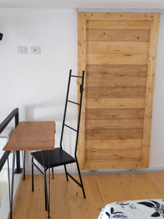 Dimora Ateneo - Nel Centro Della Citta Bari Bagian luar foto
